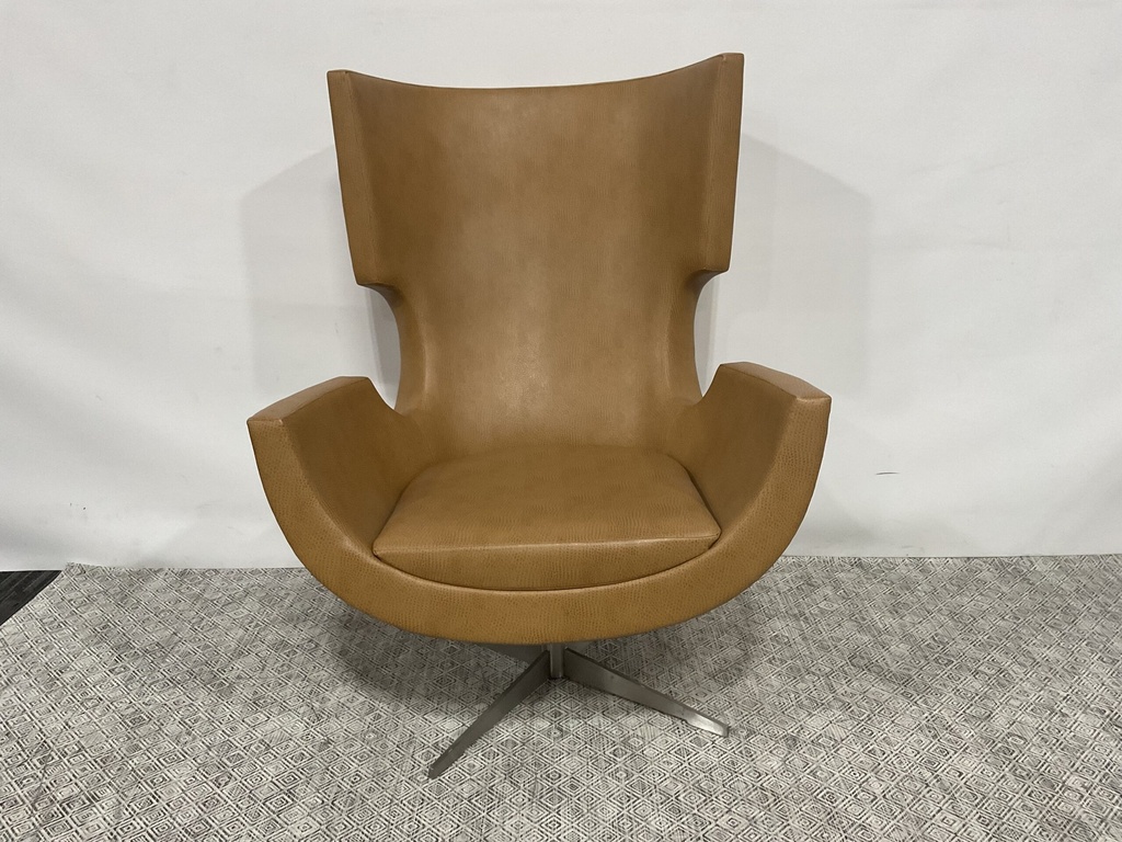 Kurve Lounge Chair