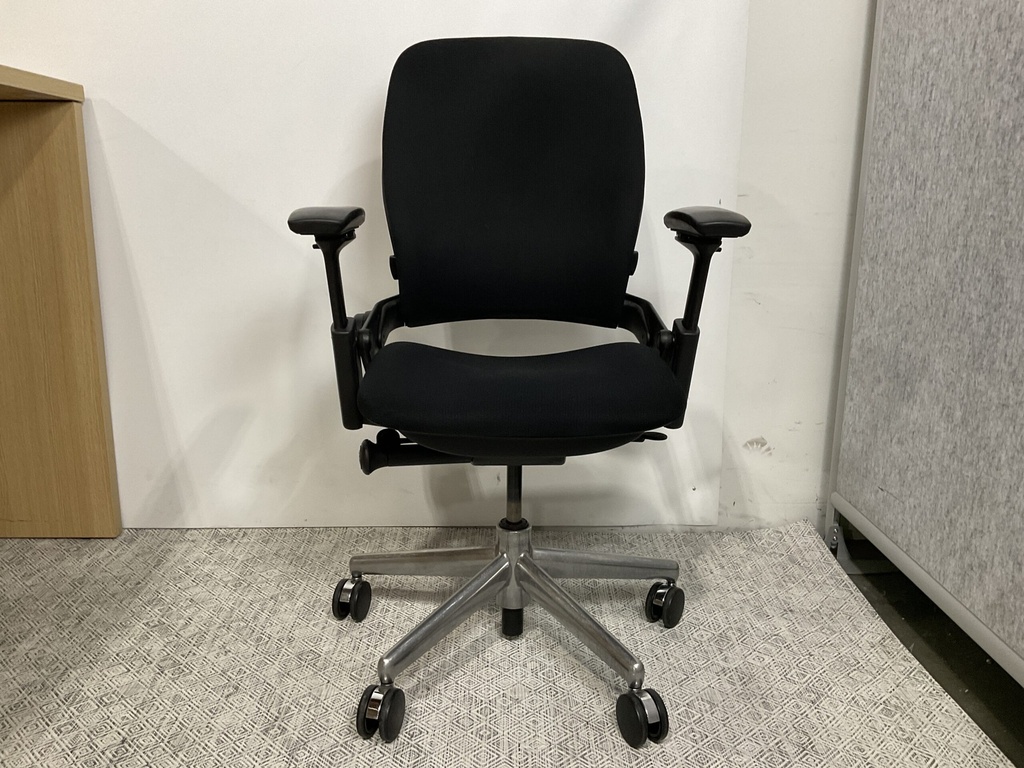 Leap V2 Chair