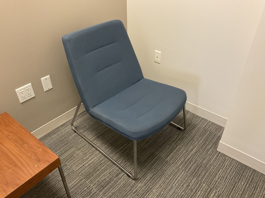 Mention Lounge Chair