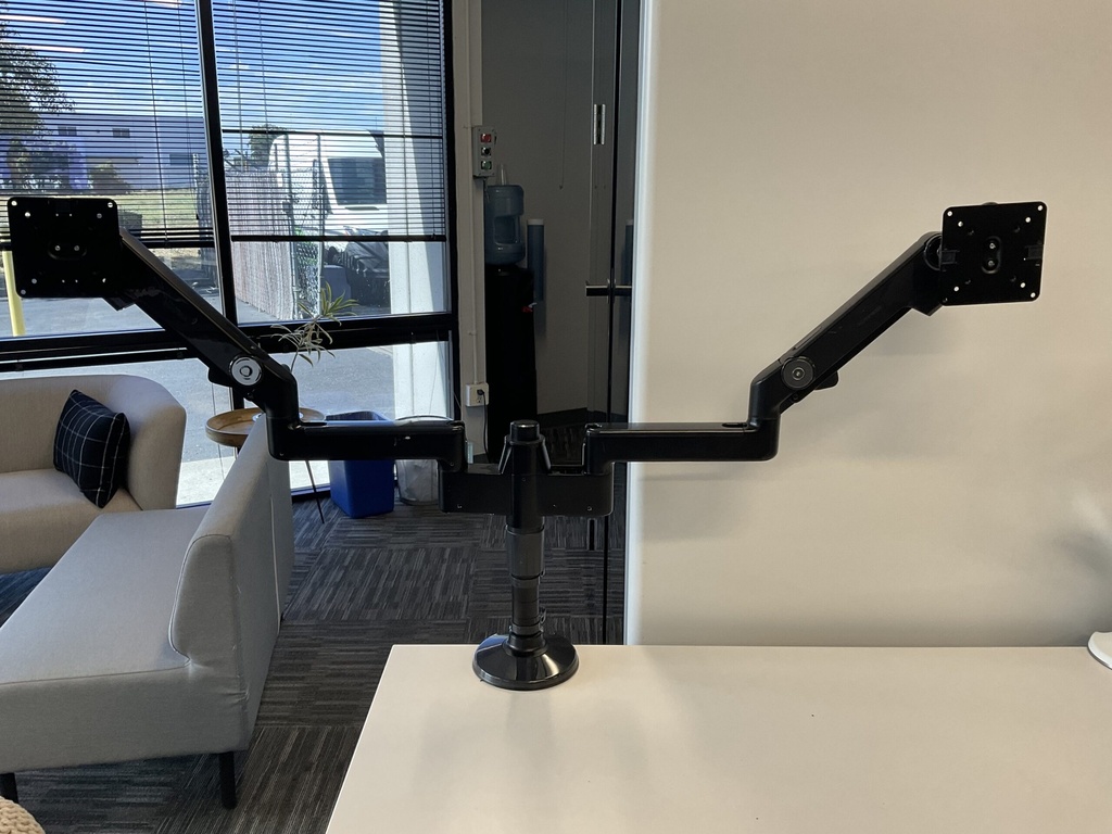 M/Flex M2.1 Dual Monitor Arms