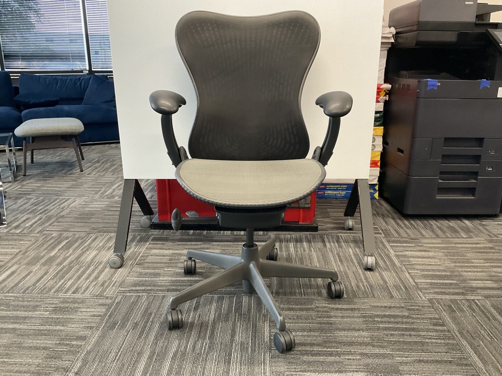 Mirra Chair