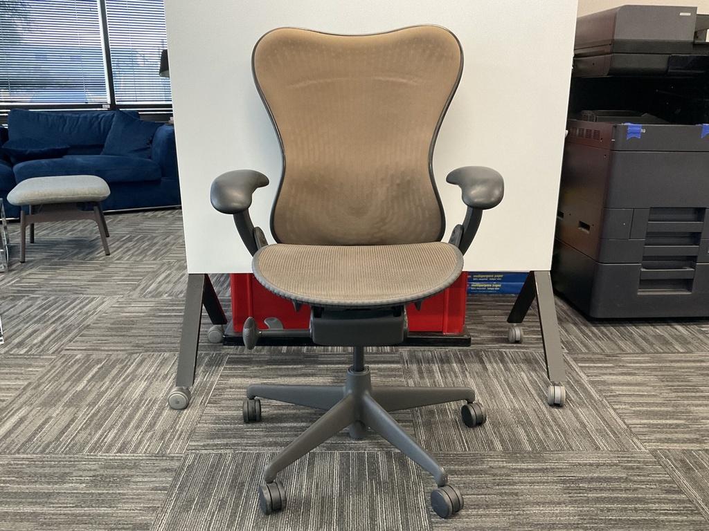 Mirra Conference Chair