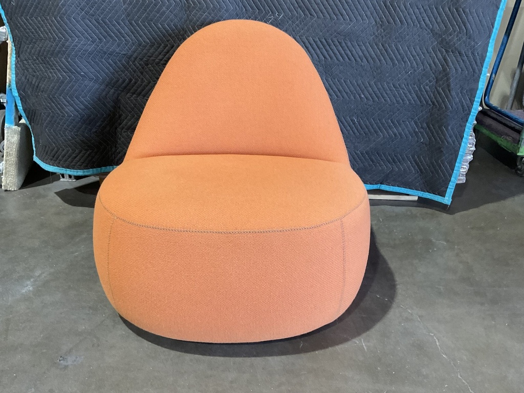 Mitt Lounge Chair