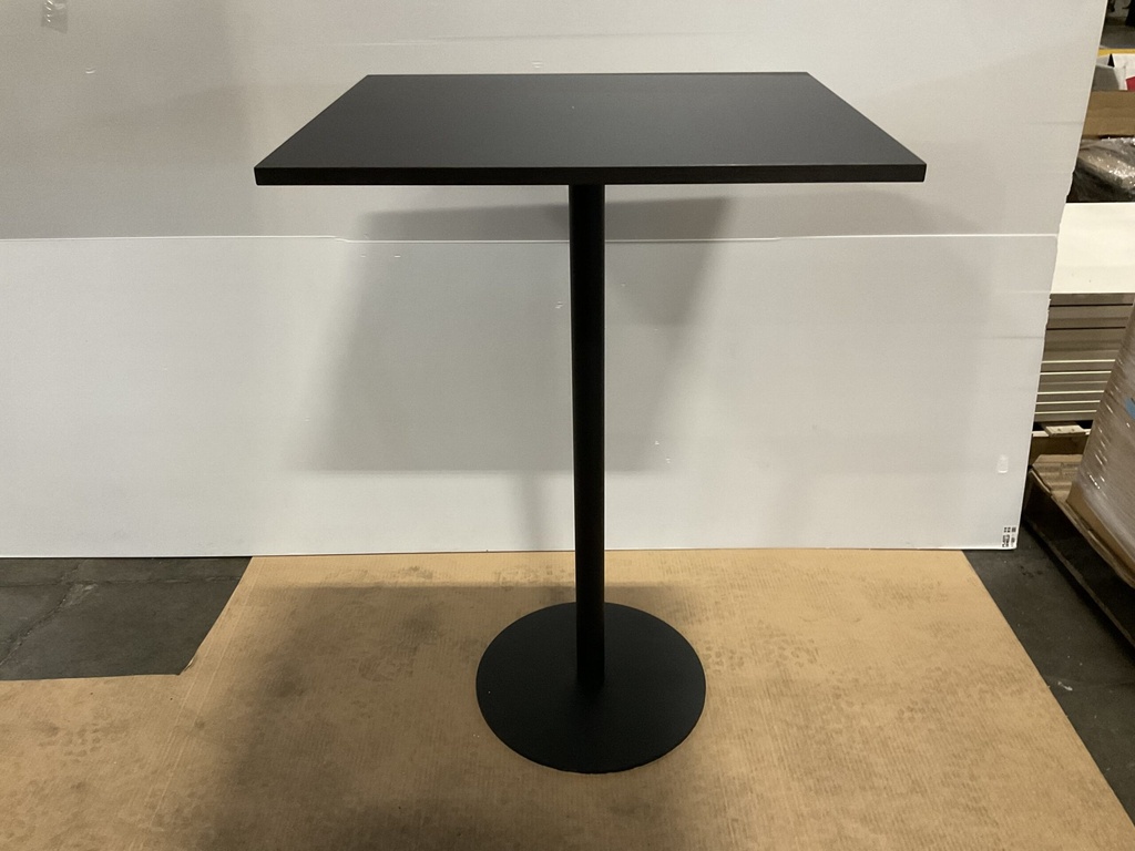 Naervaer High Table