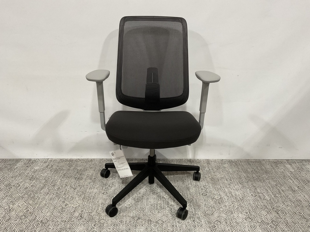 ***NEW*** Verus Task Chair