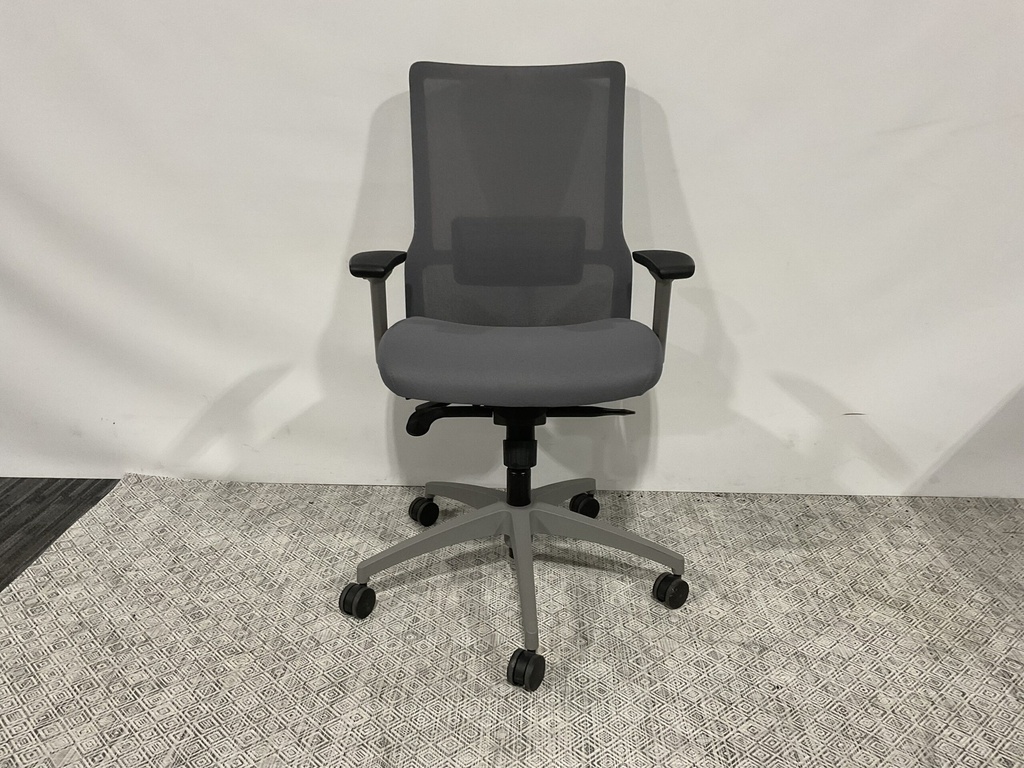 Novo Task Chair