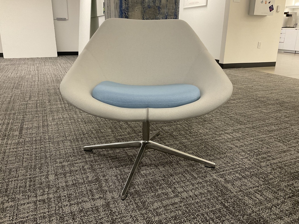 Open Lounge Chair