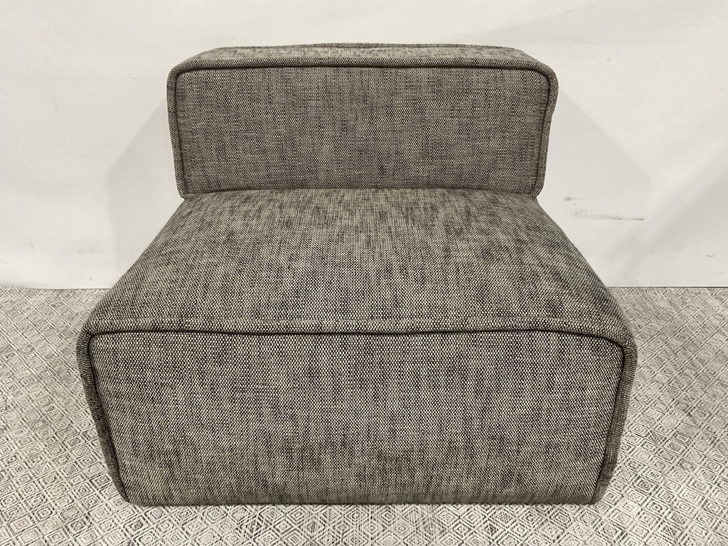 Quadra Armless Modular Chair
