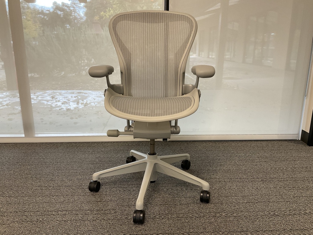 Remastered Aeron Conference Chair Size B