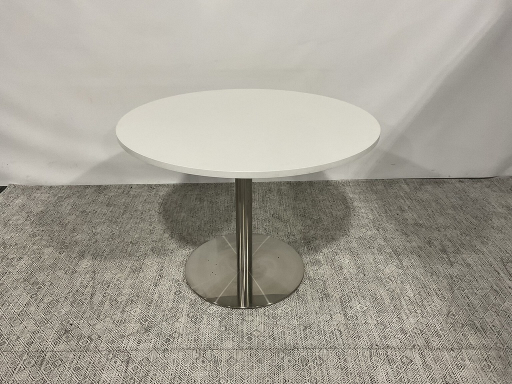 Round Table