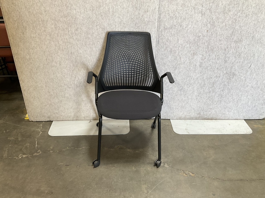 Sayl Side Chair