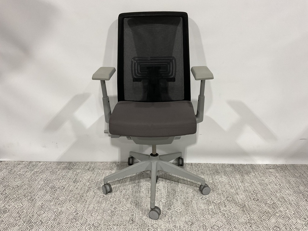 Very Task Chair