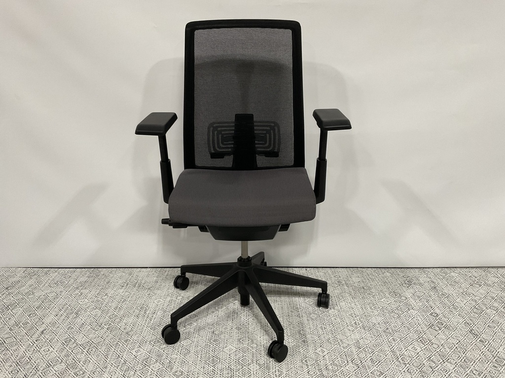 Very Task Chair