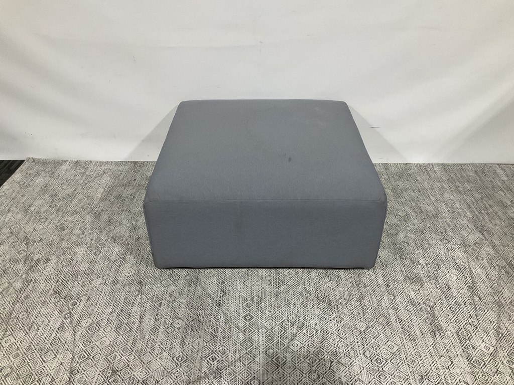 Yoom Ottoman