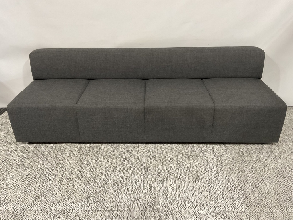 Await 4-Seater Lounge
