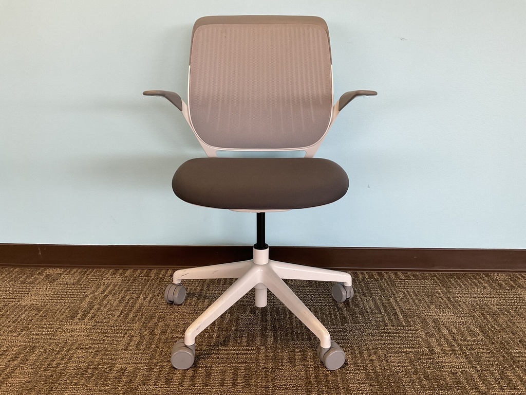 Cobi Chair