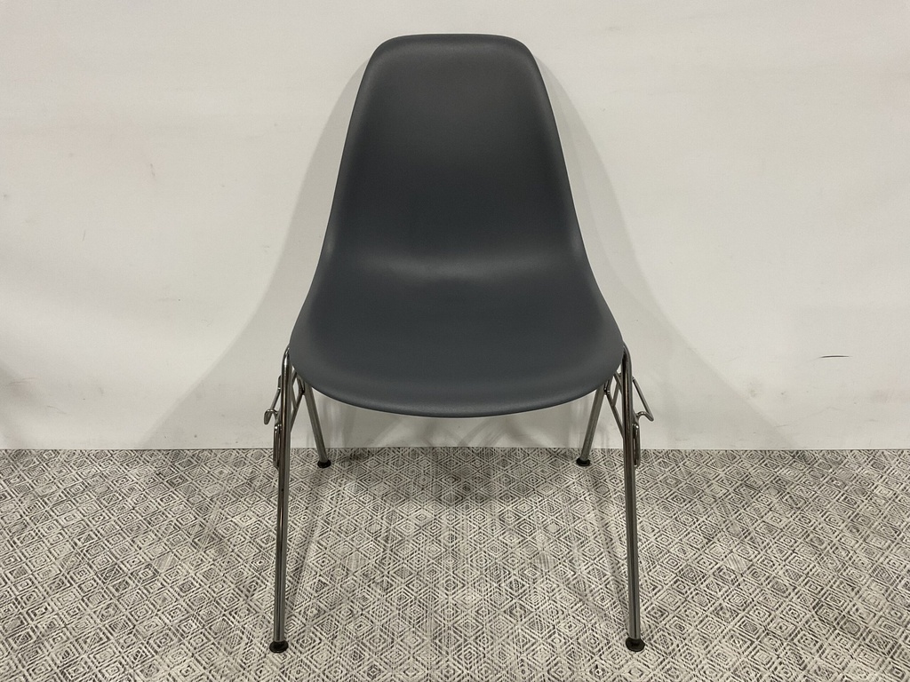 Eames Molded Plastic Side Chair