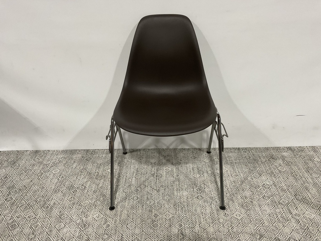 Eames Molded Plastic Side Chair