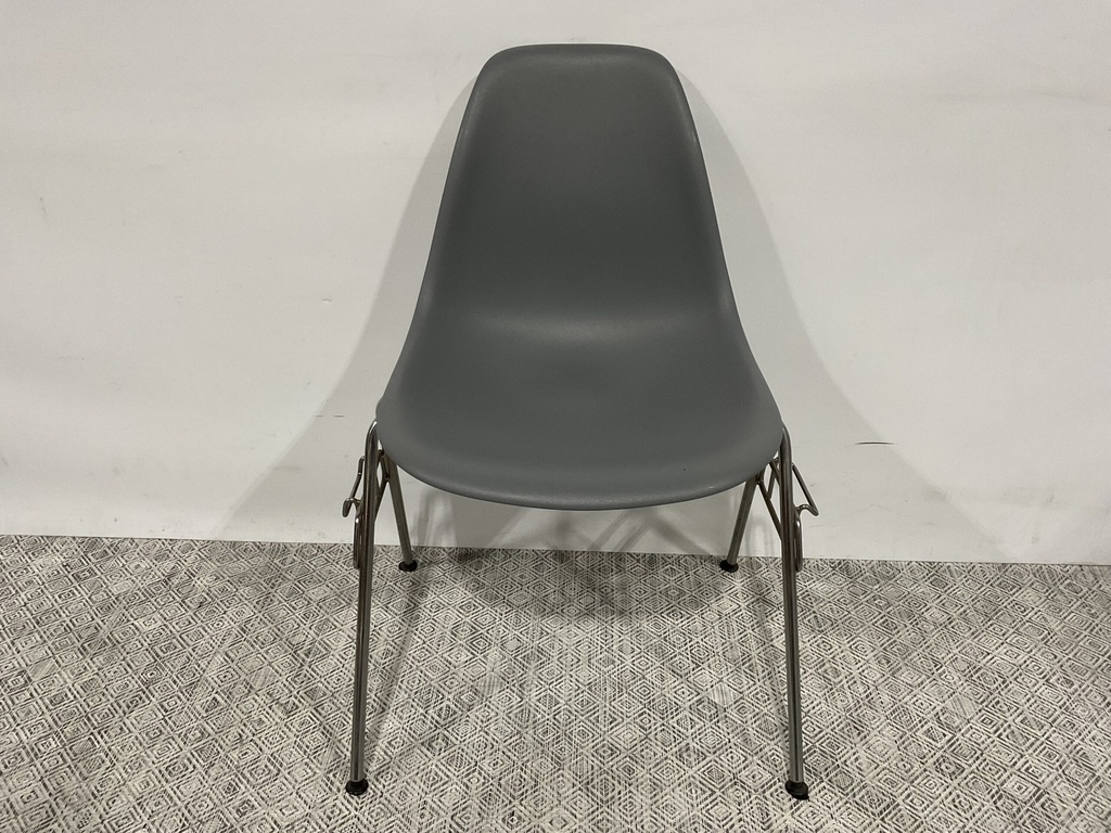 Eames Molded Plastic Side Chair