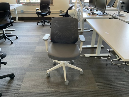 [5298] Max Task Chair