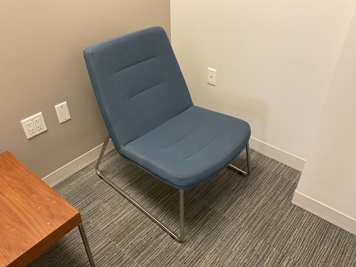 [8225] Mention Lounge Chair