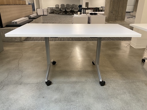 [8716] Miro Flip-Top Training Table