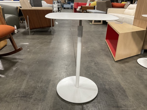 [7146] OTM Side Table