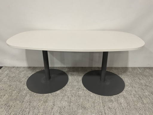 [8284] Oval Table