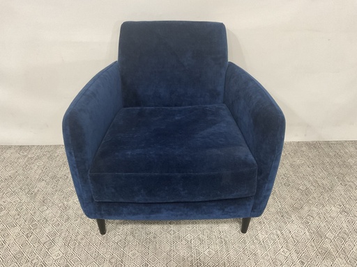 [8469] Parlour Lounge Chair