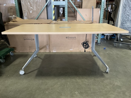 [8149] Planes Table with Y-Leg