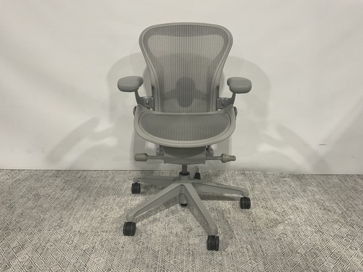 [7739] Remastered Aeron Chair Size A