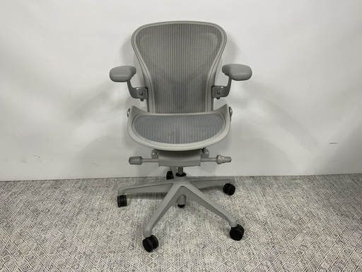 [7742] Remastered Aeron Chair Size A