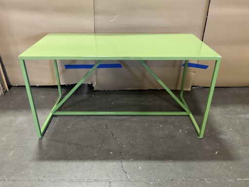 [8067] Strut Medium Table