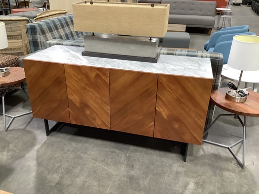 [5523] Suspend Credenza