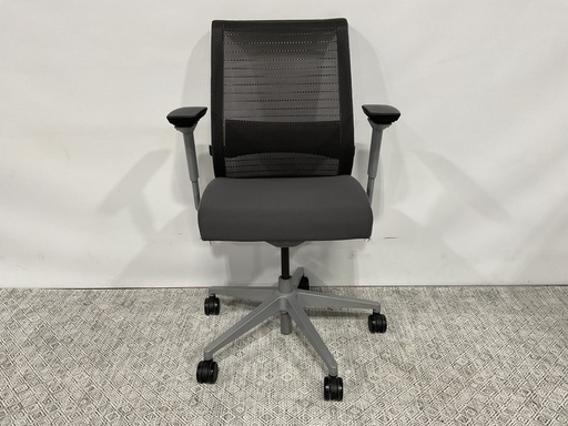[7832] Think Chair