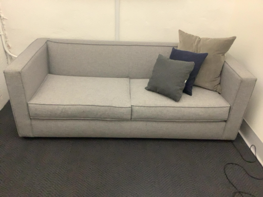 [5113] Club Sofa
