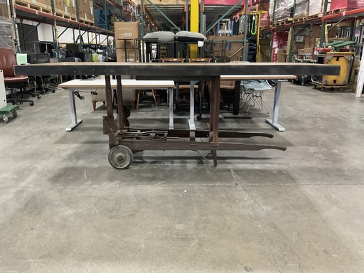[7257] Custom Wood Table With Drink Trough