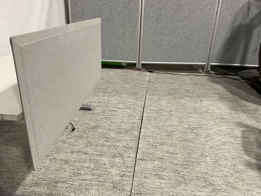 [8316] Desk Mounted Privacy Screen