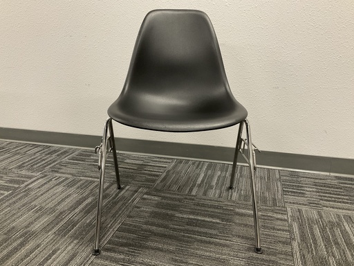[7039] Eames Molded Plastic Side Chair