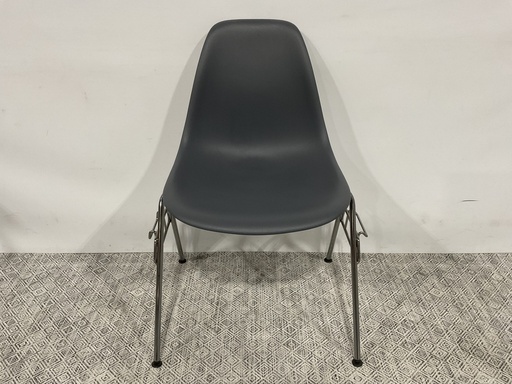 [8584] Eames Molded Plastic Side Chair