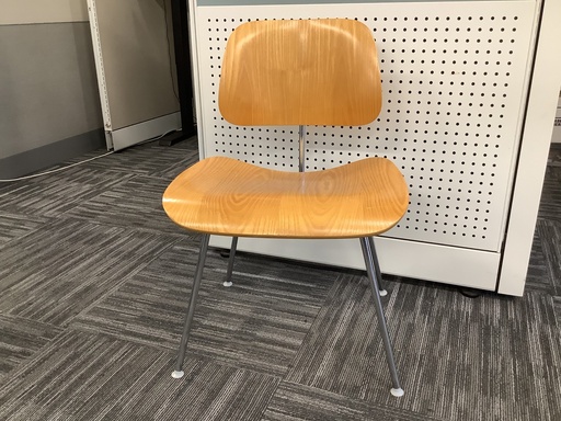 [6381] Eames Molded Plywood Dining Chair