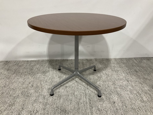 [8136] Eames Round Table