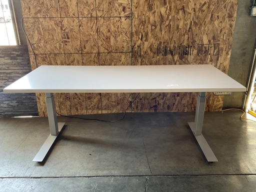 [7931] Electric Height Adjustable Desk