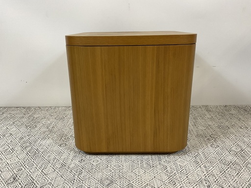 [7588] Elevation Square Drum Table