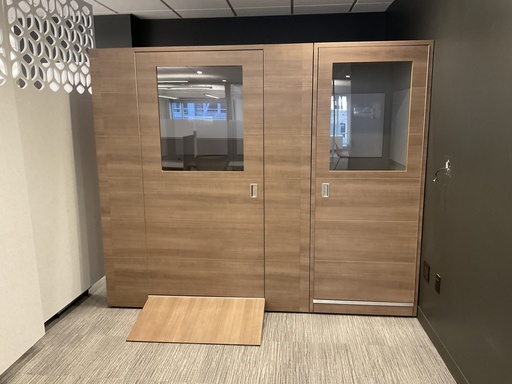[8246] Extra Large Phonebooth