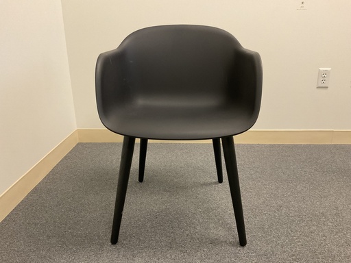 [7435] Fiber Armchair With Wood Base