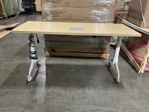 [8045] Flip-Top Nesting Table