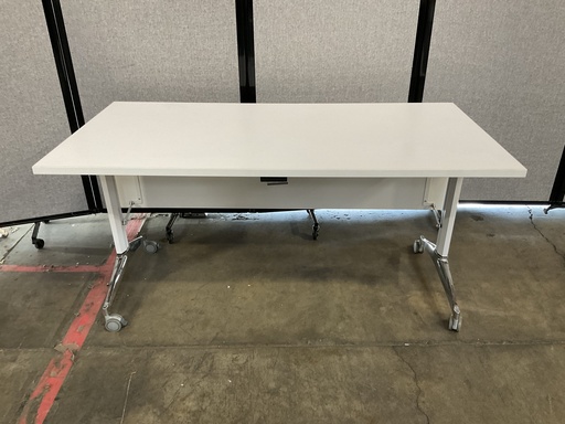 [8490] Flip Top Training Table