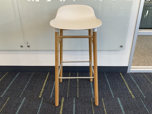 [8754] Form Bar Stool