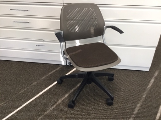 [4652] Inspire Chair